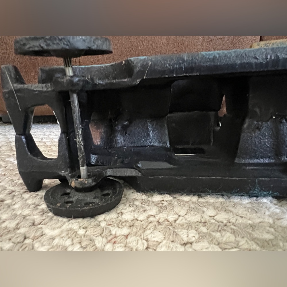 Vintage Taniaw Cast Iron Open Bed Truck, 8 1/2" Long Large Spoke Wheels, 2.9lbs - Picture 6 of 12